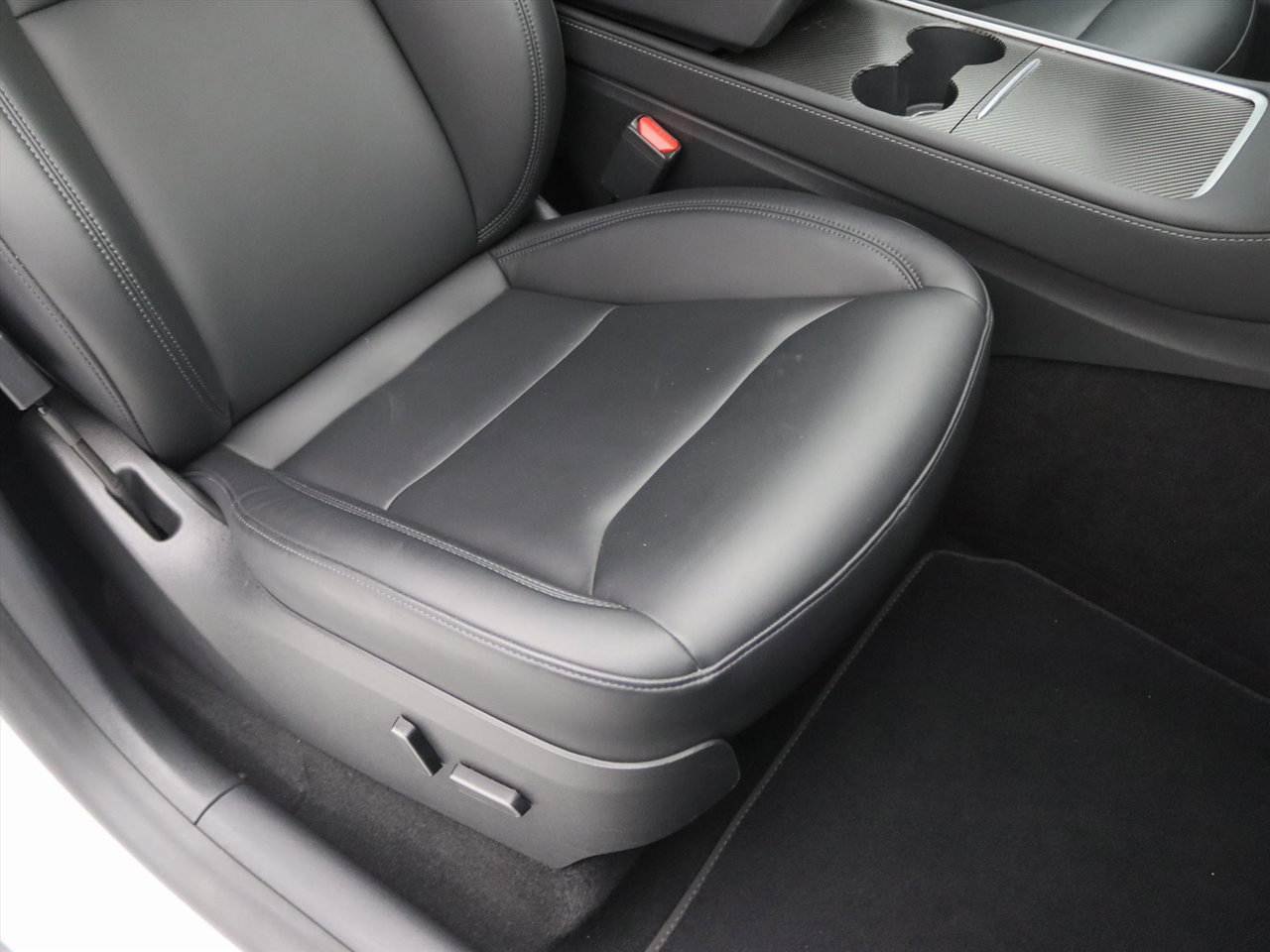 Tesla Model Y Long Range AWD 351pk 91.8% SoH [ AMD RYZEN+AUTOPILOT+19 INCH+PREMIUM AUDIO ] 12