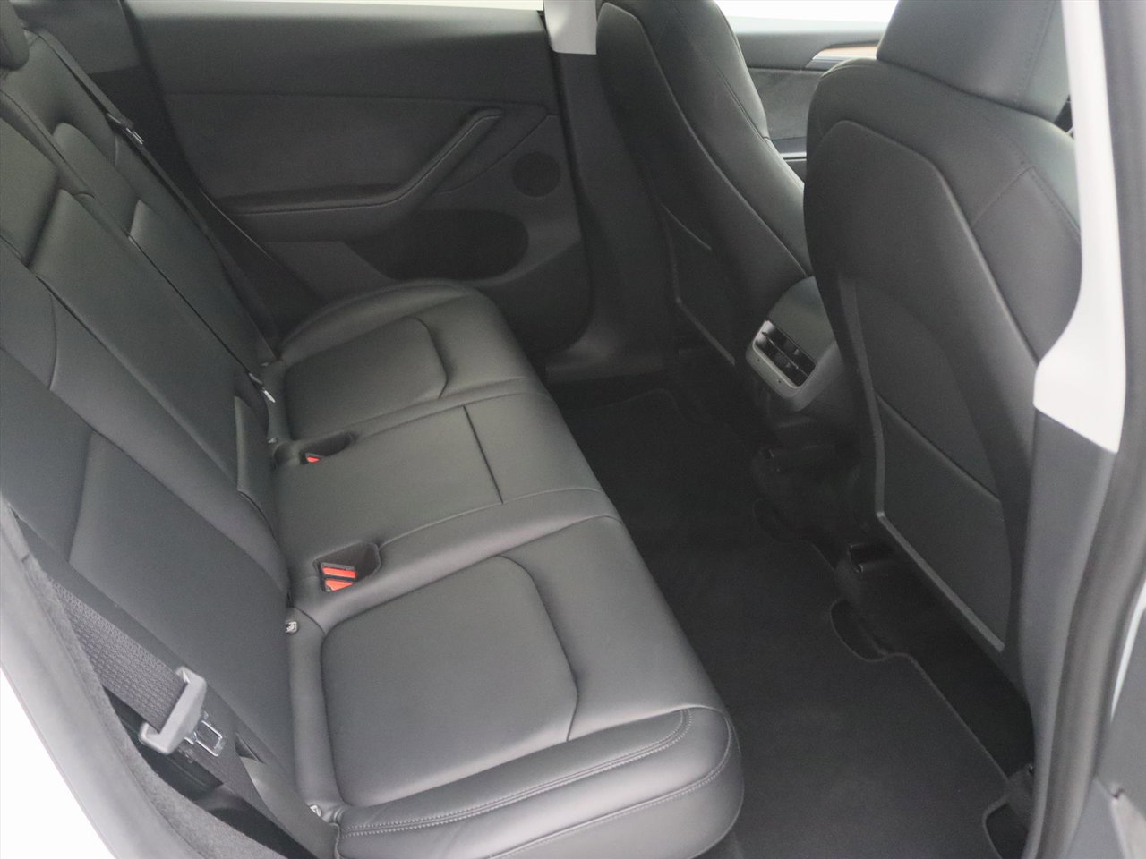 Tesla Model Y Long Range AWD 351pk 91.8% SoH [ AMD RYZEN+AUTOPILOT+19 INCH+PREMIUM AUDIO ] 10