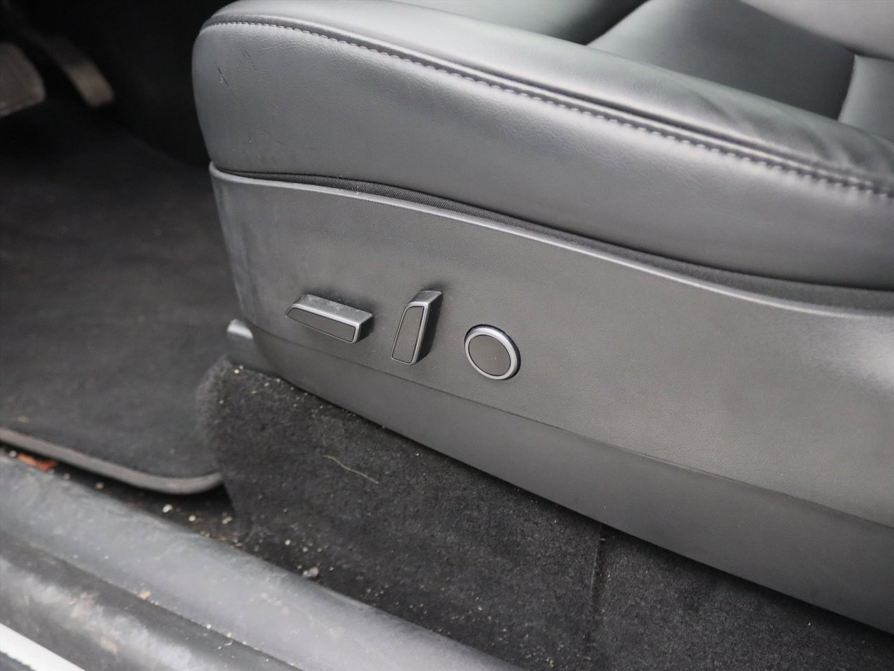 Tesla Model Y Long Range 351pk AWD 89% SoH [ AUTOPILOT+19 INCH+PREMIUM AUDIO ] 18