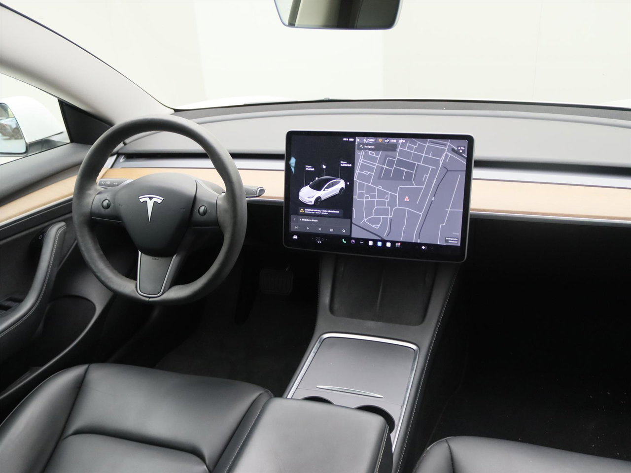 Tesla Model 3 Standard RWD Plus FACELIFT [ LFP-ACCU+WARMTEPOMP+AUTOPILOT+60 kWh+PREMIUM AUDIO ] 8