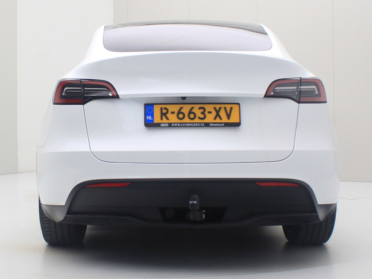 Tesla Model Y Standard RWD Plus [ TREKHAAK+LFP ACCU+AUTOPILOT+20 INCH+PREMIUM AUDIO ] 6