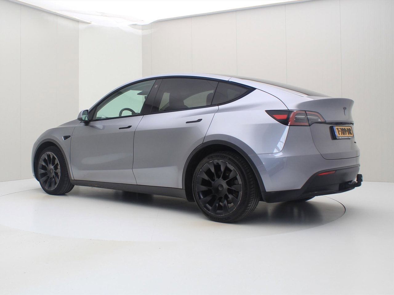Tesla Model Y Long Range AWD 351PK 91,5% SoH [ QUICKSILVER+TREKHAAK+PREMIUM AUDIO+WARMTEPOMP+20 INCH ] 4