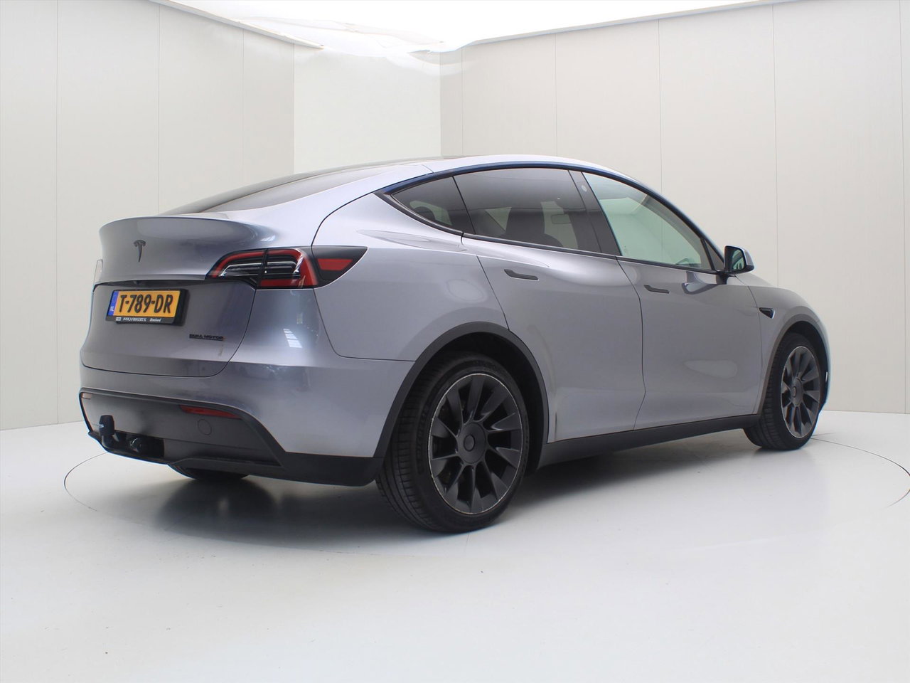 Tesla Model Y Long Range AWD 351PK 91,5% SoH [ QUICKSILVER+TREKHAAK+PREMIUM AUDIO+WARMTEPOMP+20 INCH ] 3
