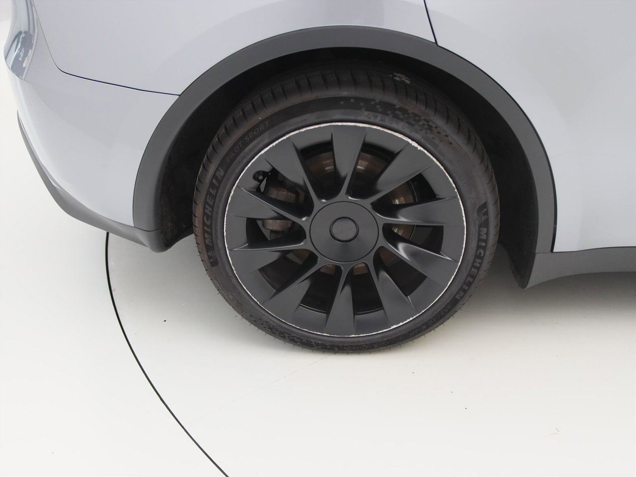 Tesla Model Y Long Range AWD 351PK 91,5% SoH [ QUICKSILVER+TREKHAAK+PREMIUM AUDIO+WARMTEPOMP+20 INCH ] 13