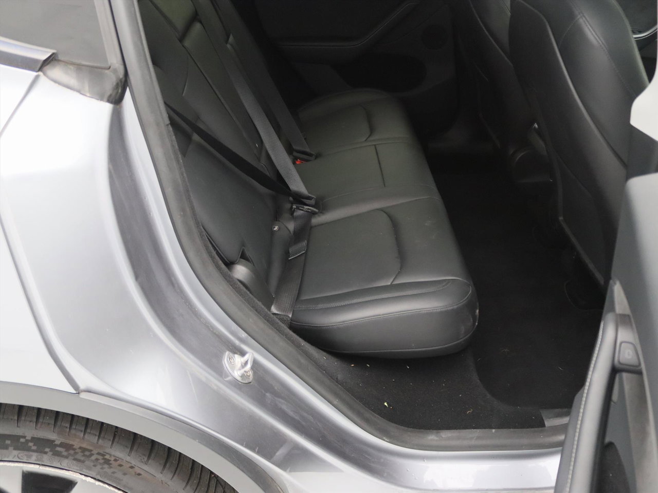 Tesla Model Y Long Range AWD 351PK 91,5% SoH [ QUICKSILVER+TREKHAAK+PREMIUM AUDIO+WARMTEPOMP+20 INCH ] 15