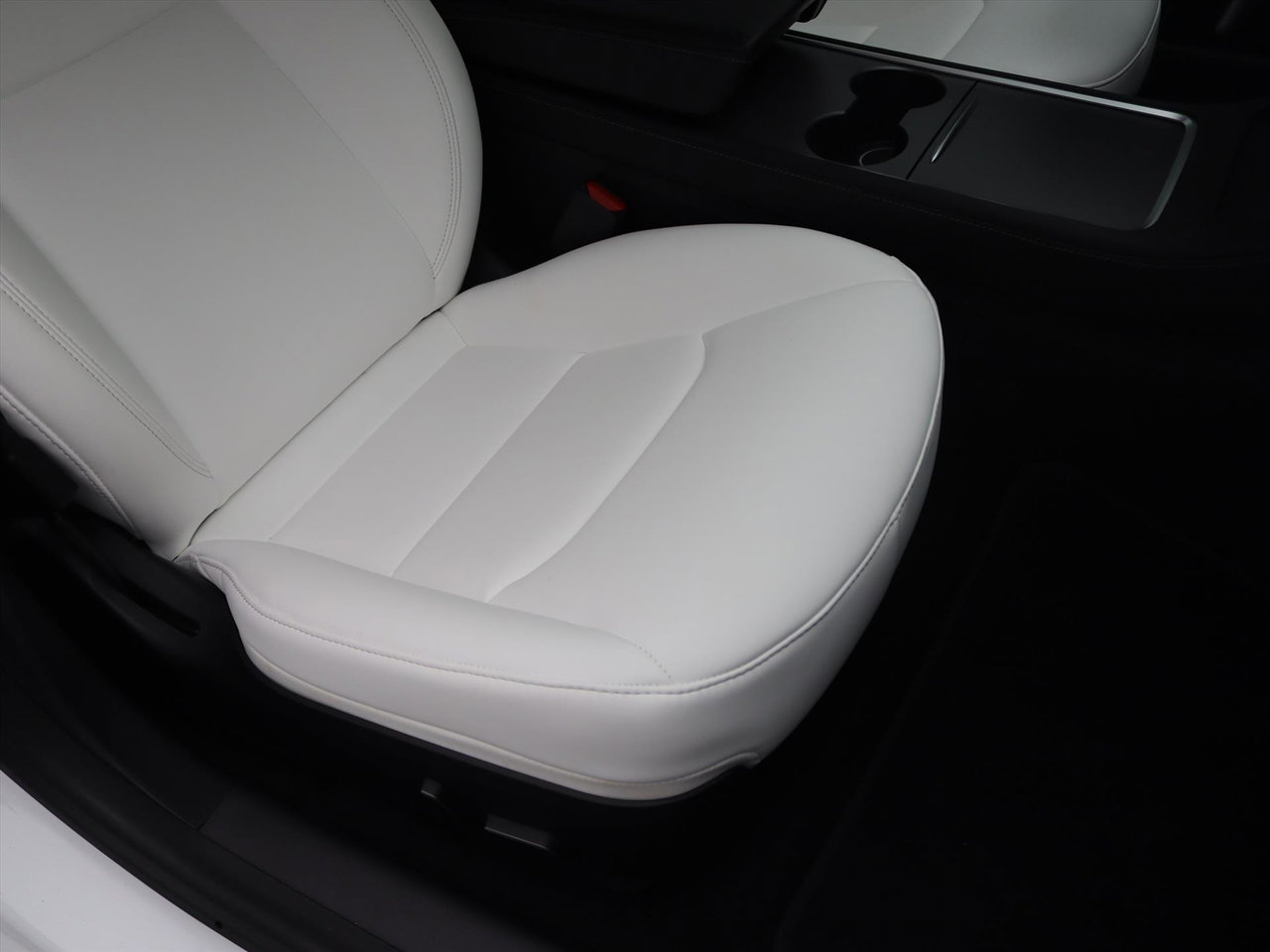 Tesla Model 3 Long-Range AWD 351pk 75 kWh FACELIFT 88,4% SoH [ WIT LEDER+WARMTEPOMP+ENHANCED AUTOPILOT+620KM WLTP+PREMIUM AUDIO ] 15