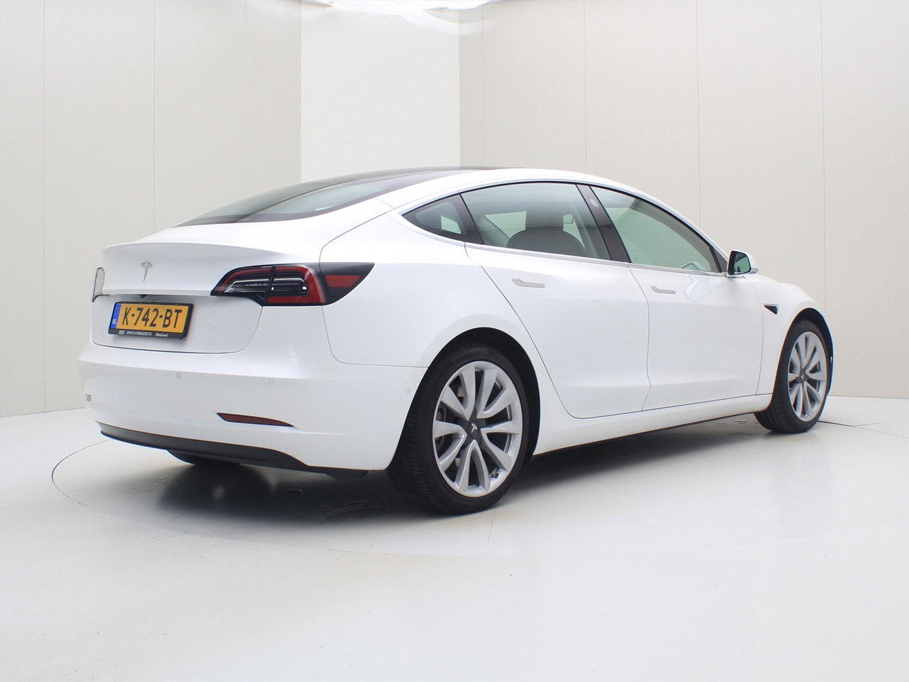 Tesla Model 3 Standard RWD Plus 89,3% SoH [ LFP-ACCU+AUTOPILOT+60 kWh+PREMIUM AUDIO ] 3