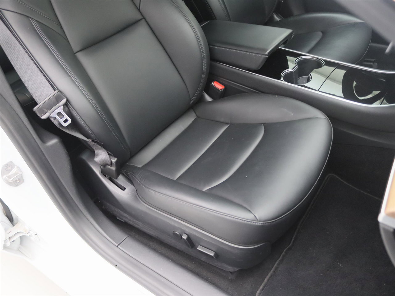 Tesla Model 3 Standard RWD Plus 89,3% SoH [ LFP-ACCU+AUTOPILOT+60 kWh+PREMIUM AUDIO ] 15