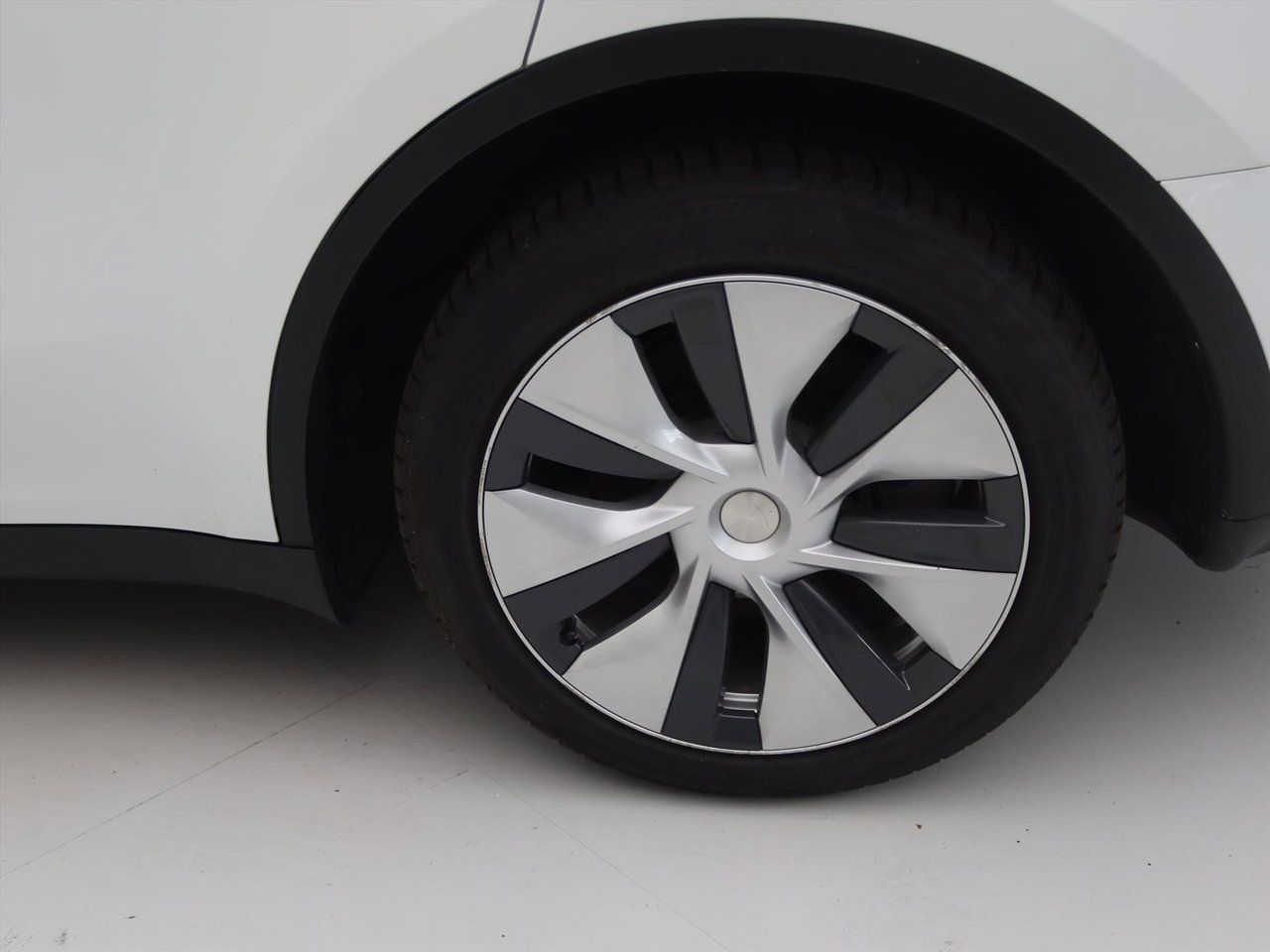 Tesla Model Y Long Range AWD 75kWh 351pk 92.8% SoH [ AMD RYZEN+AUTOPILOT+19 INCH+PREMIUM AUDIO ] 12
