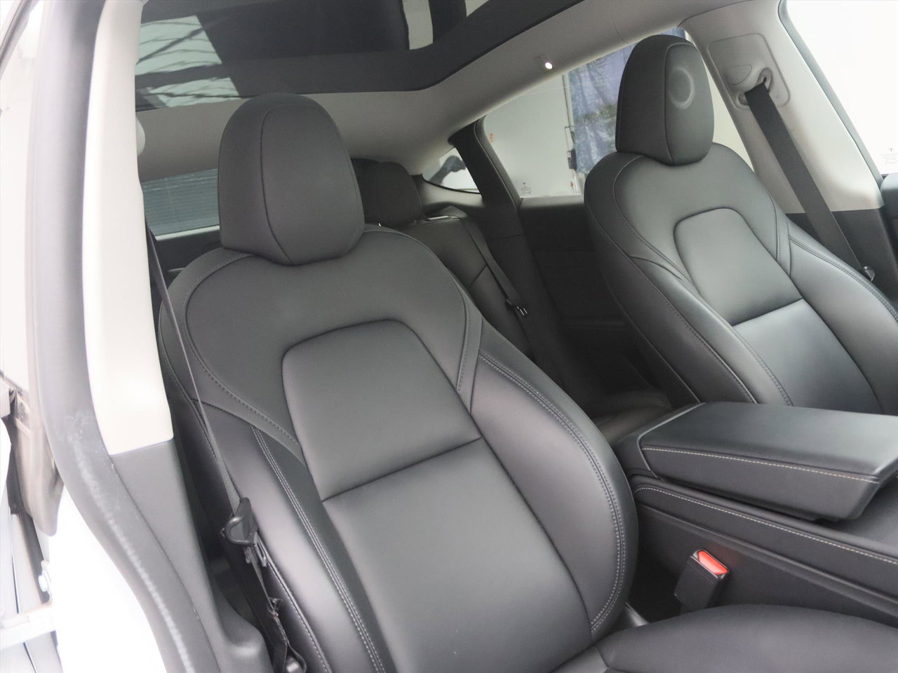 Tesla Model Y Standard RWD Plus 92.4% SoH [ TREKHAAK+LFP ACCU+AUTOPILOT+19 INCH+PREMIUM AUDIO ] 16