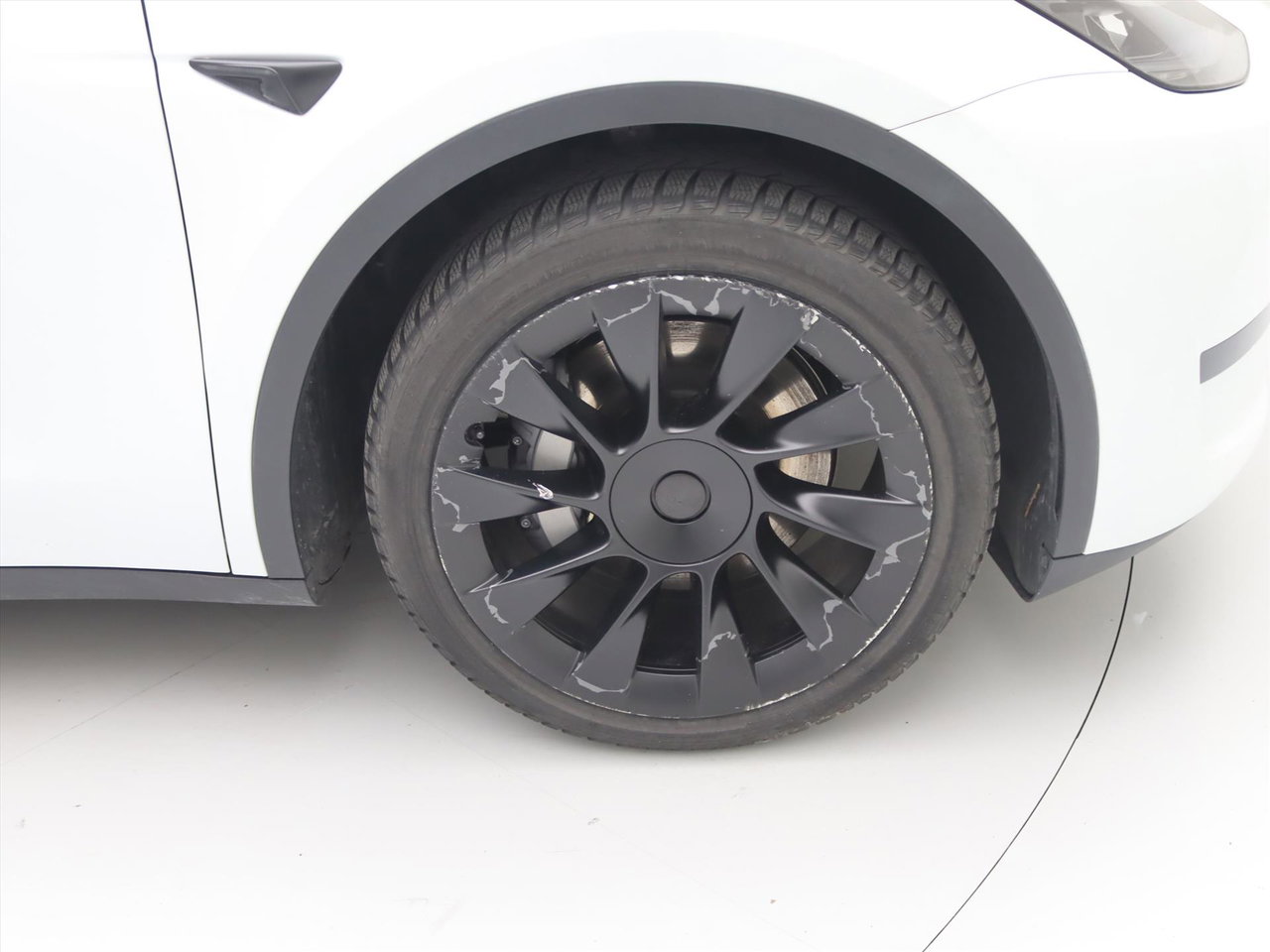 Tesla Model Y Standard RWD Plus 351pk 92.7% SoH [ TREKHAAK+LFP ACCU+AUTOPILOT+20 INCH+PREMIUM AUDIO ] 9
