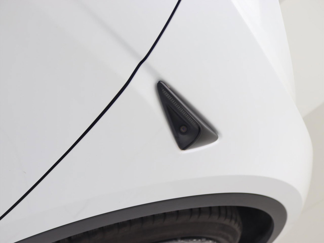 Tesla Model Y Standard RWD Plus 351pk 92.7% SoH [ TREKHAAK+LFP ACCU+AUTOPILOT+20 INCH+PREMIUM AUDIO ] 27