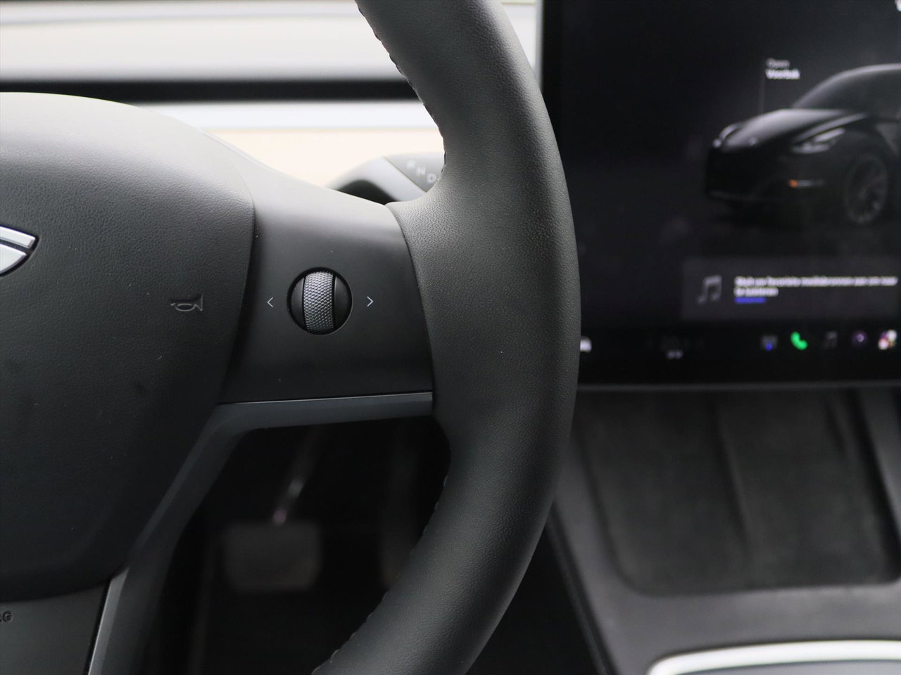 Tesla Model Y Long Range AWD 351pk 96.4% SoH [ HW4+TREKHAAK+20 INCH+AMD RYZEN ] 21