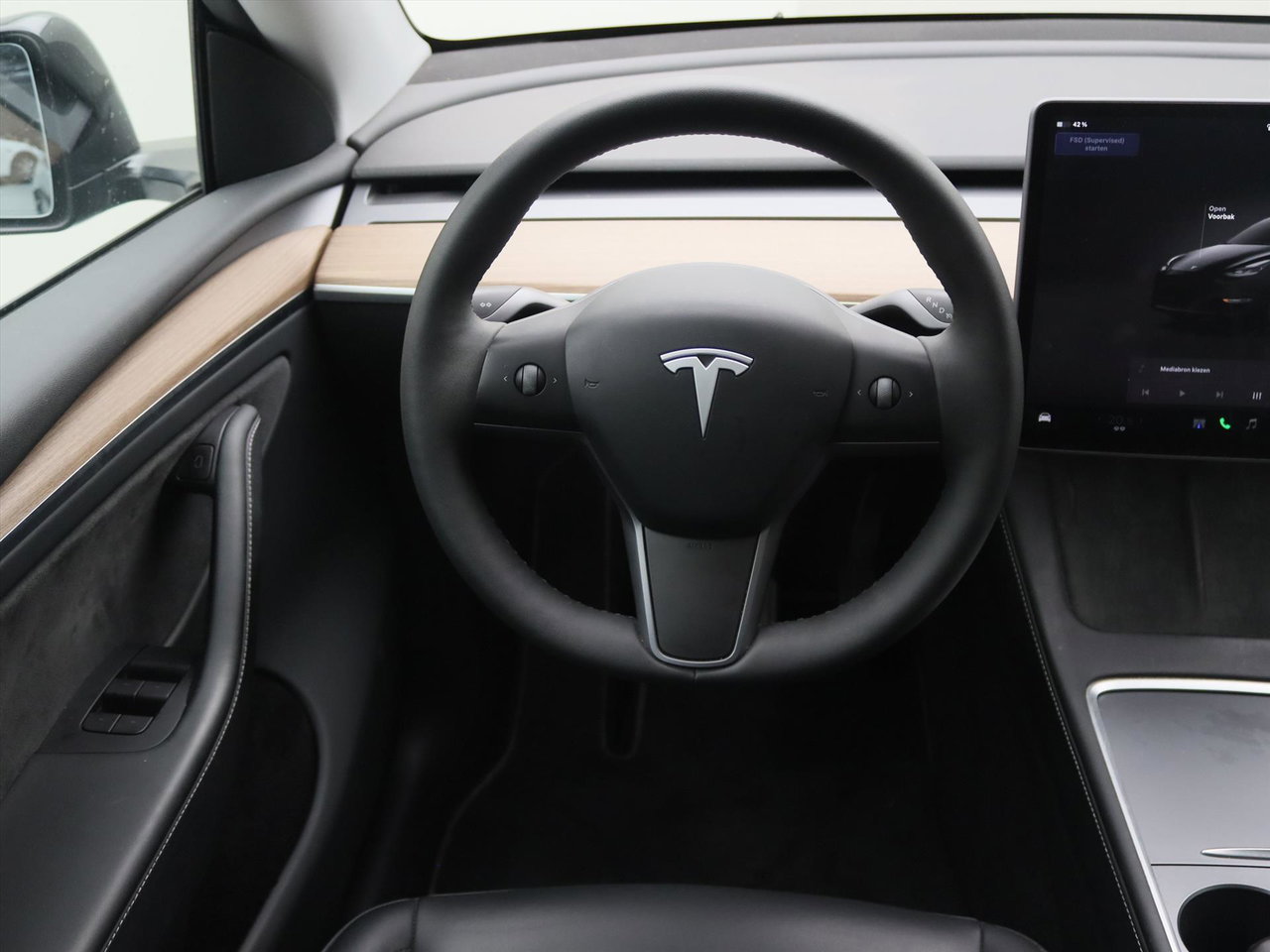 Tesla Model Y Long Range AWD 351pk 96.4% SoH [ HW4+TREKHAAK+20 INCH+AMD RYZEN ] 19