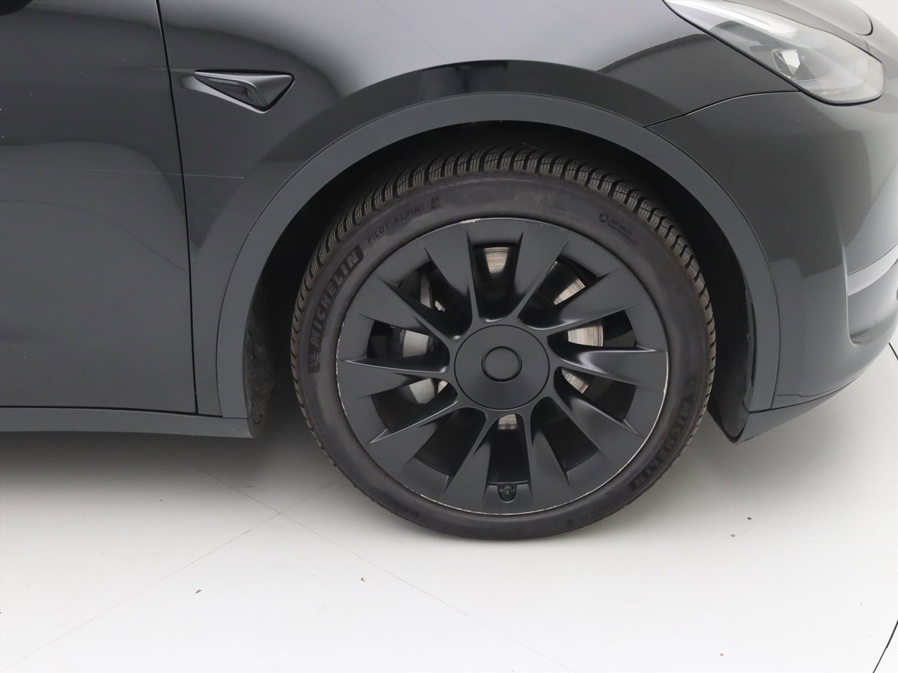 Tesla Model Y Long Range AWD 351pk 96.4% SoH [ HW4+TREKHAAK+20 INCH+AMD RYZEN ] 9