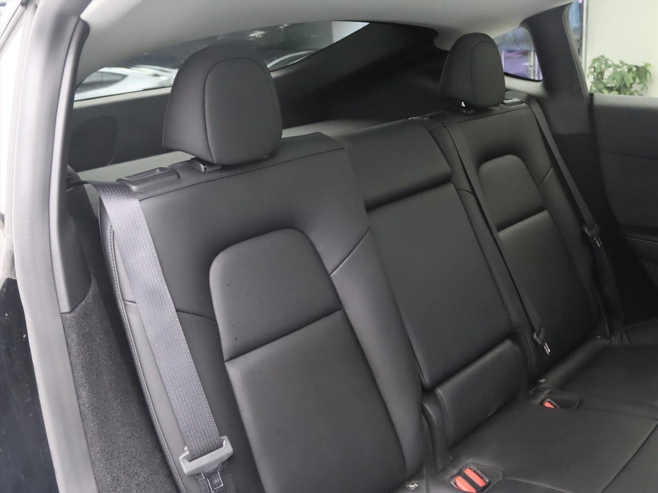 Tesla Model Y Long Range AWD 351pk 96.4% SoH [ HW4+TREKHAAK+20 INCH+AMD RYZEN ] 14