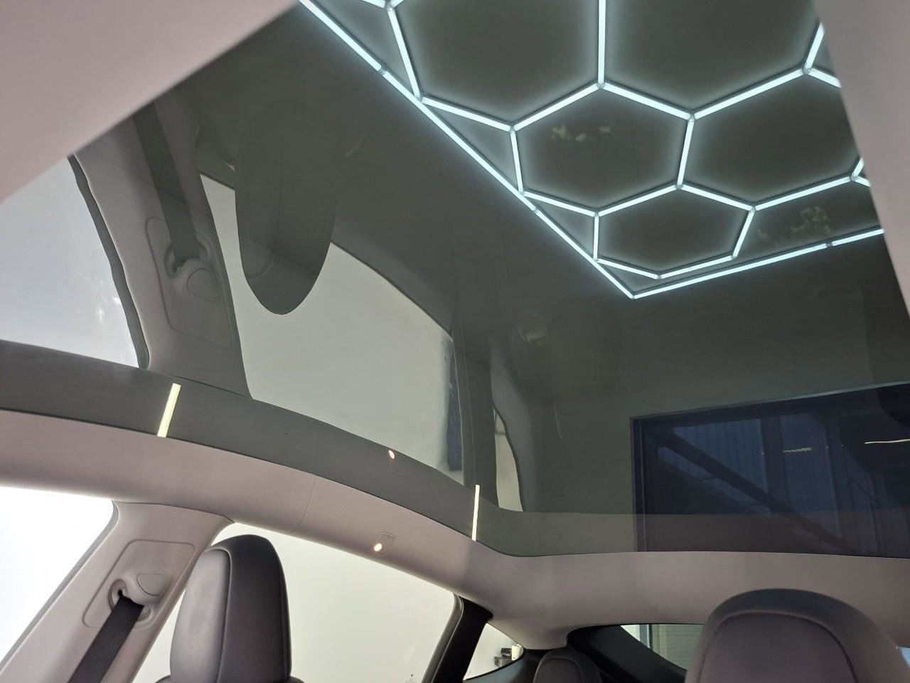 Tesla Model Y Standard RWD Plus 351pk 91.6% SoH [ AMD RYZEN+LFP ACCU+AUTOPILOT+19 INCH+PREMIUM AUDIO ] 16