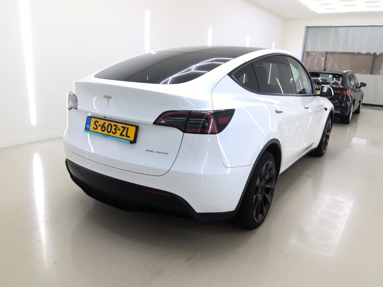Tesla Model Y Long Range AWD 75kWh 351pk 94.8% SoH [ AMD RYZEN+AUTOPILOT+20 INCH+PREMIUM AUDIO ] 3