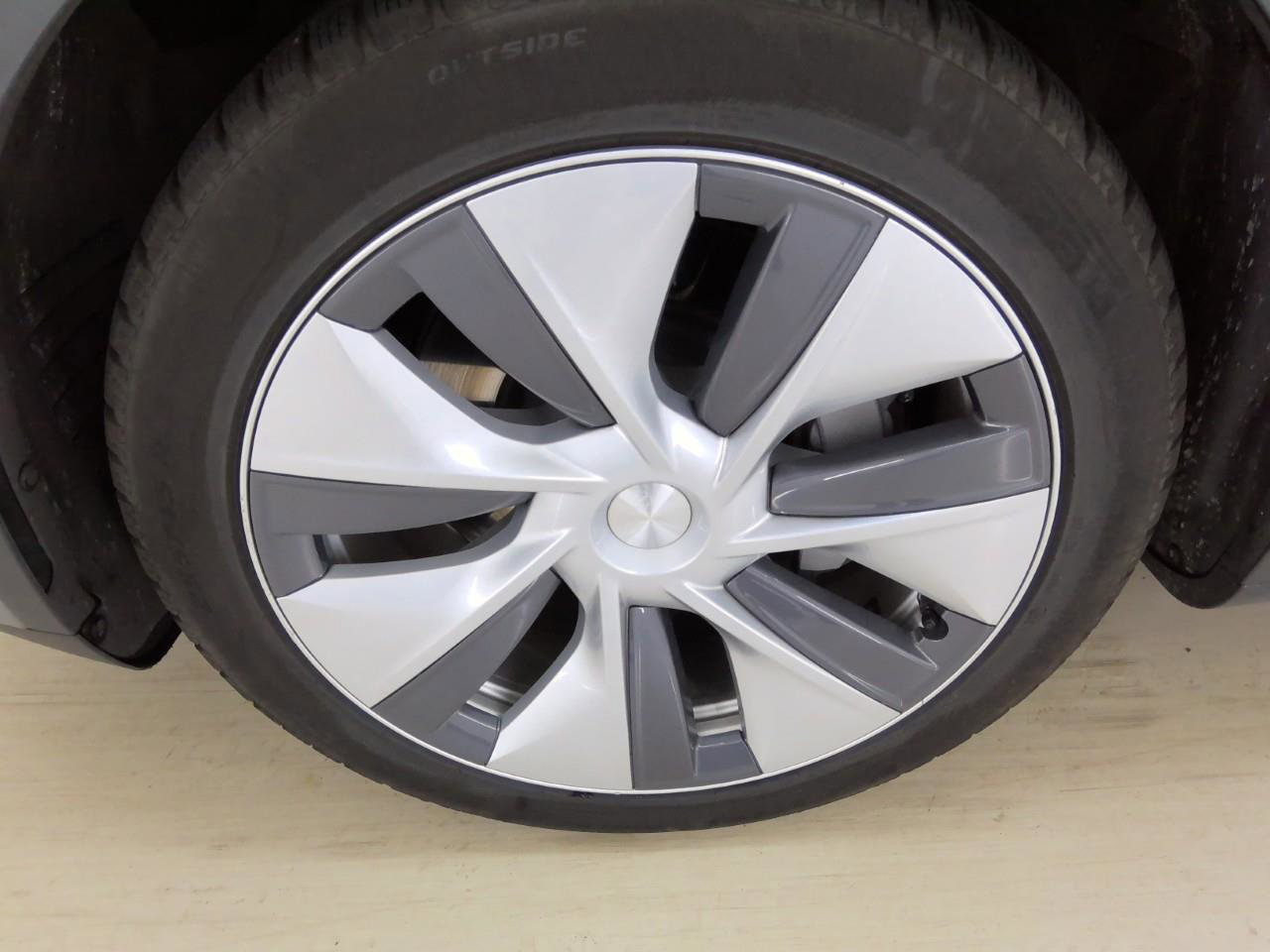 Tesla Model Y Standard RWD Plus 351pk 92.5% SoH [ AMD RYZEN+LFP ACCU+AUTOPILOT+19 INCH+PREMIUM AUDIO ] 12
