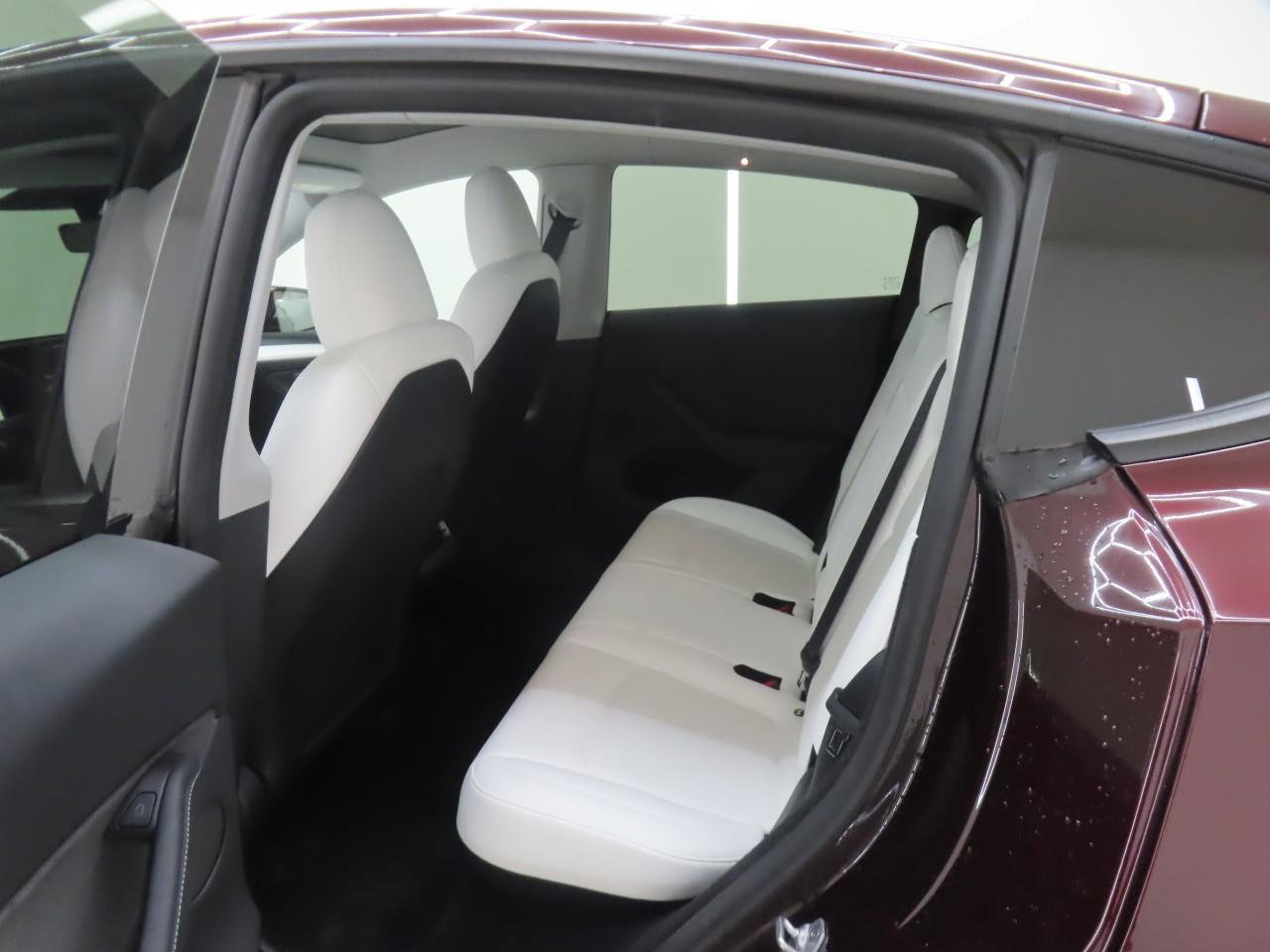 Tesla Model Y Long Range 345pk AWD 97% SoH [ CHERRY+WIT LEDER+AMD RYZEN+PREMIUM AUDIO ] 9