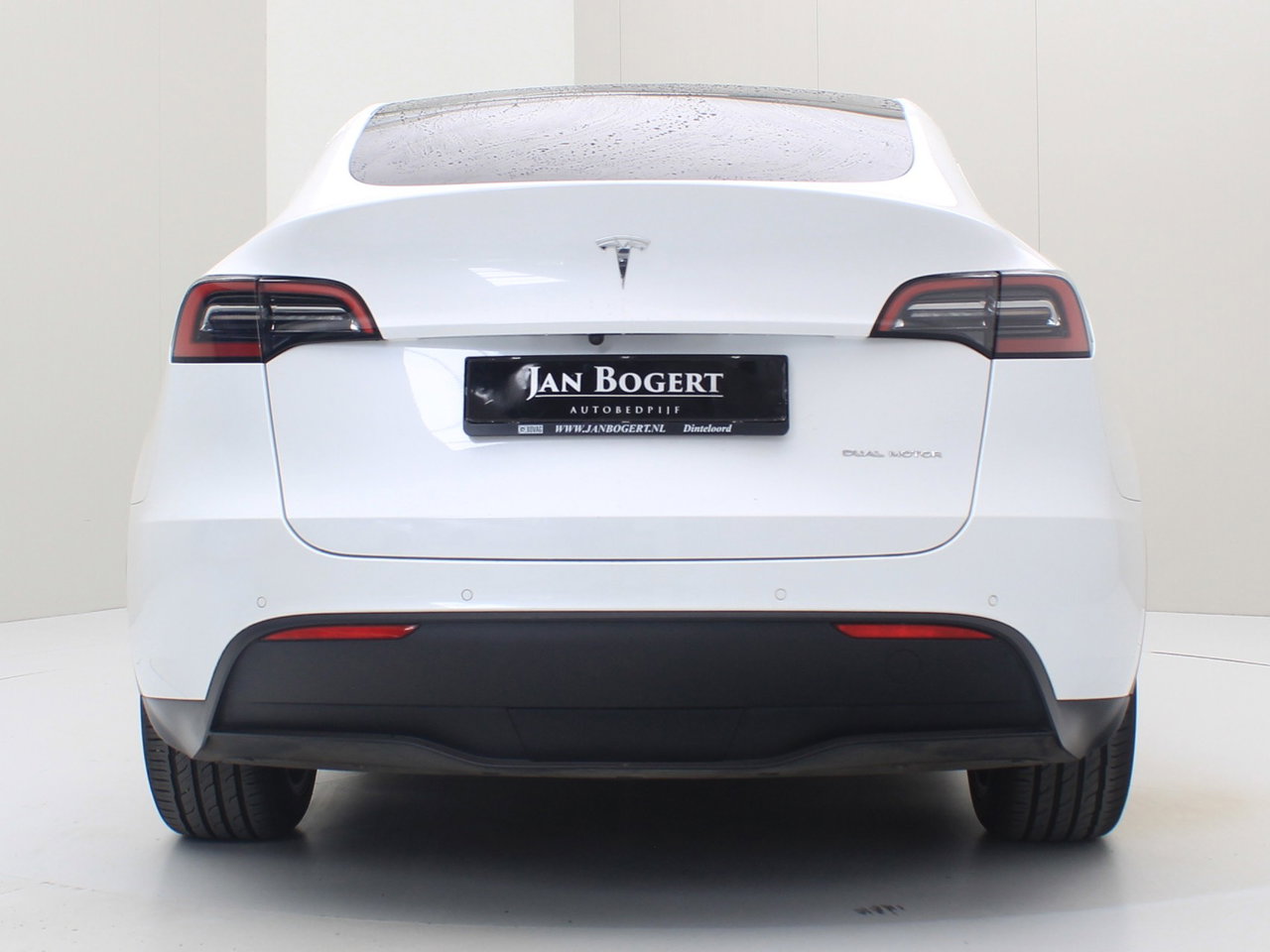 Tesla Model Y Long Range AWD 75kWh 351pk [ AMD RYZEN+AUTOPILOT+19 INCH+PREMIUM AUDIO ] 6