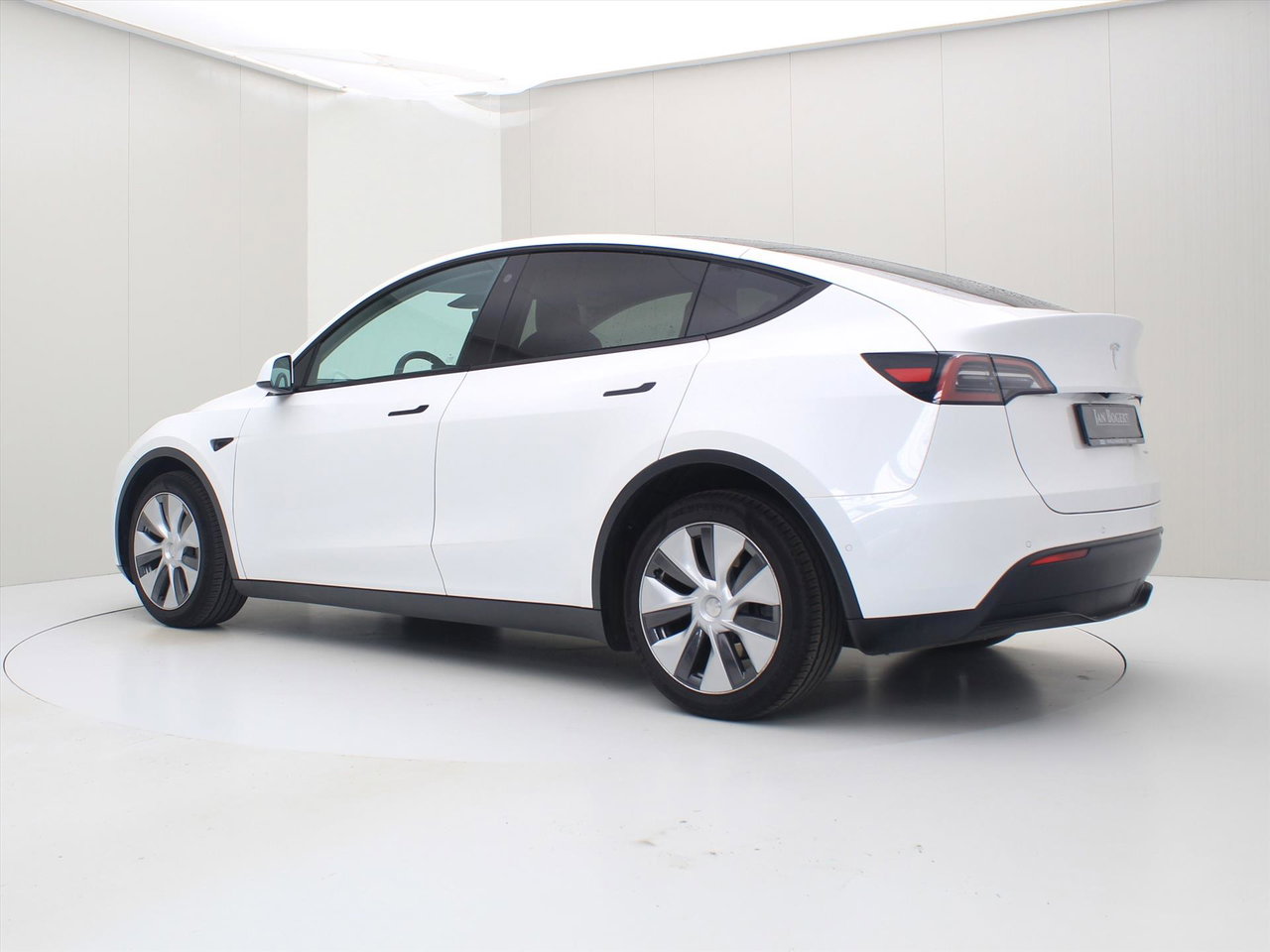 Tesla Model Y Long Range AWD 75kWh 351pk [ AMD RYZEN+AUTOPILOT+19 INCH+PREMIUM AUDIO ] 3