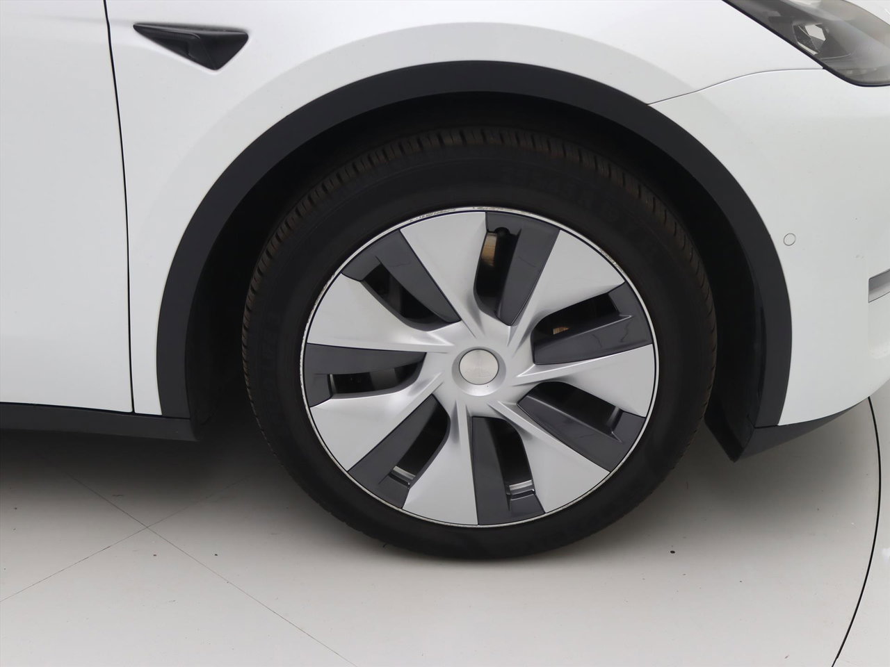 Tesla Model Y Long Range AWD 75kWh 351pk [ AMD RYZEN+AUTOPILOT+19 INCH+PREMIUM AUDIO ] 12