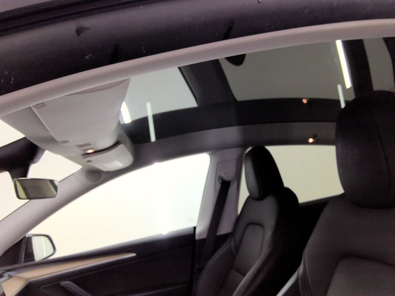 Tesla Model Y Standard RWD Plus 351pk 94.2% SoH [ TREKHAAK+RYZEN AMD+LFP ACCU+AUTOPILOT+19 INCH ] 17