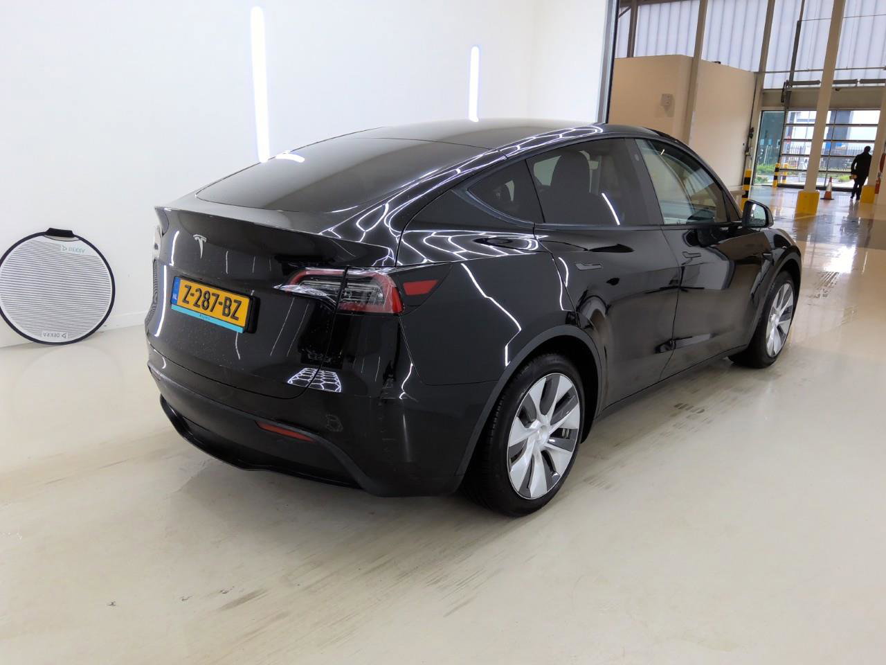 Tesla Model Y Standard RWD Plus 351pk 94.2% SoH [ TREKHAAK+RYZEN AMD+LFP ACCU+AUTOPILOT+19 INCH ] 4