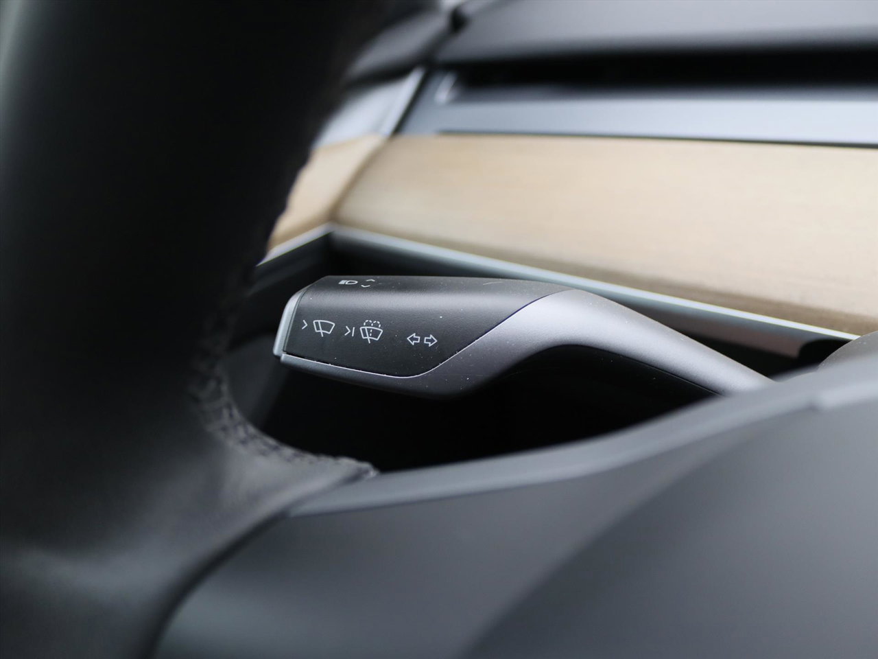 Tesla Model Y Long Range AWD 75kWh 351pk 90.8% SoH [ AMD RYZEN+AUTOPILOT+20 INCH+PREMIUM AUDIO ] 25