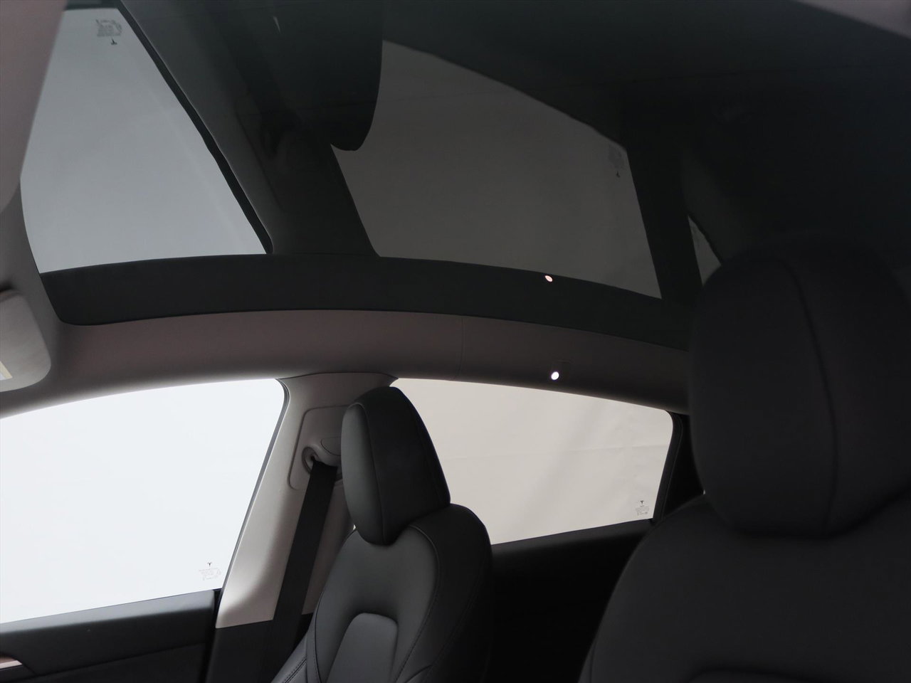 Tesla Model Y Long Range AWD 75kWh 351pk 90.8% SoH [ AMD RYZEN+AUTOPILOT+20 INCH+PREMIUM AUDIO ] 20