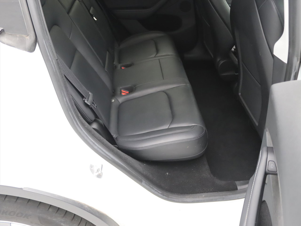 Tesla Model Y Long Range AWD 75kWh 351pk 94.3% SoH [ AMD RYZEN+AUTOPILOT+19 INCH+PREMIUM AUDIO ] 16