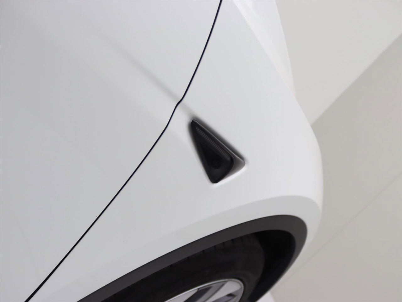 Tesla Model Y Long Range AWD 75kWh 351pk 94.3% SoH [ AMD RYZEN+AUTOPILOT+19 INCH+PREMIUM AUDIO ] 14