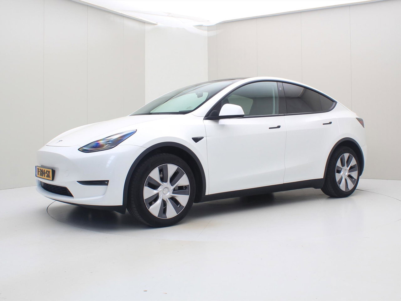 Tesla Model Y Long Range AWD 75kWh 351pk 94.3% SoH [ AMD RYZEN+AUTOPILOT+19 INCH+PREMIUM AUDIO ] 7