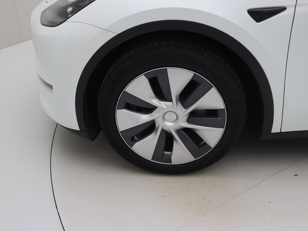 Tesla Model Y Long Range AWD 75kWh 351pk 94,5% SoH [ TREKHAAK+AMD RYZEN+AUTOPILOT+19 INCH+PREMIUM AUDIO ] 21