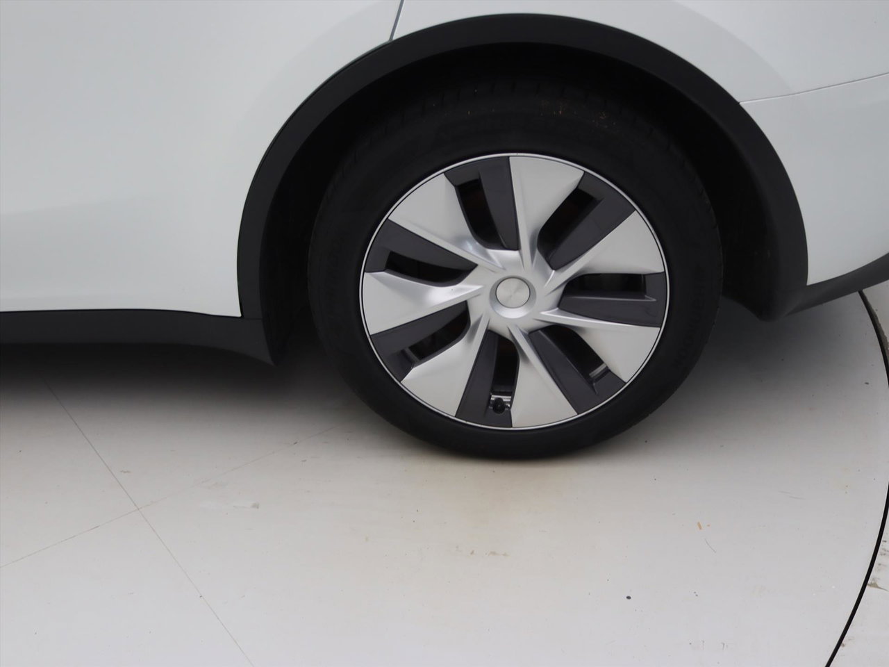 Tesla Model Y Long Range AWD 75kWh 351pk 94,5% SoH [ TREKHAAK+AMD RYZEN+AUTOPILOT+19 INCH+PREMIUM AUDIO ] 22