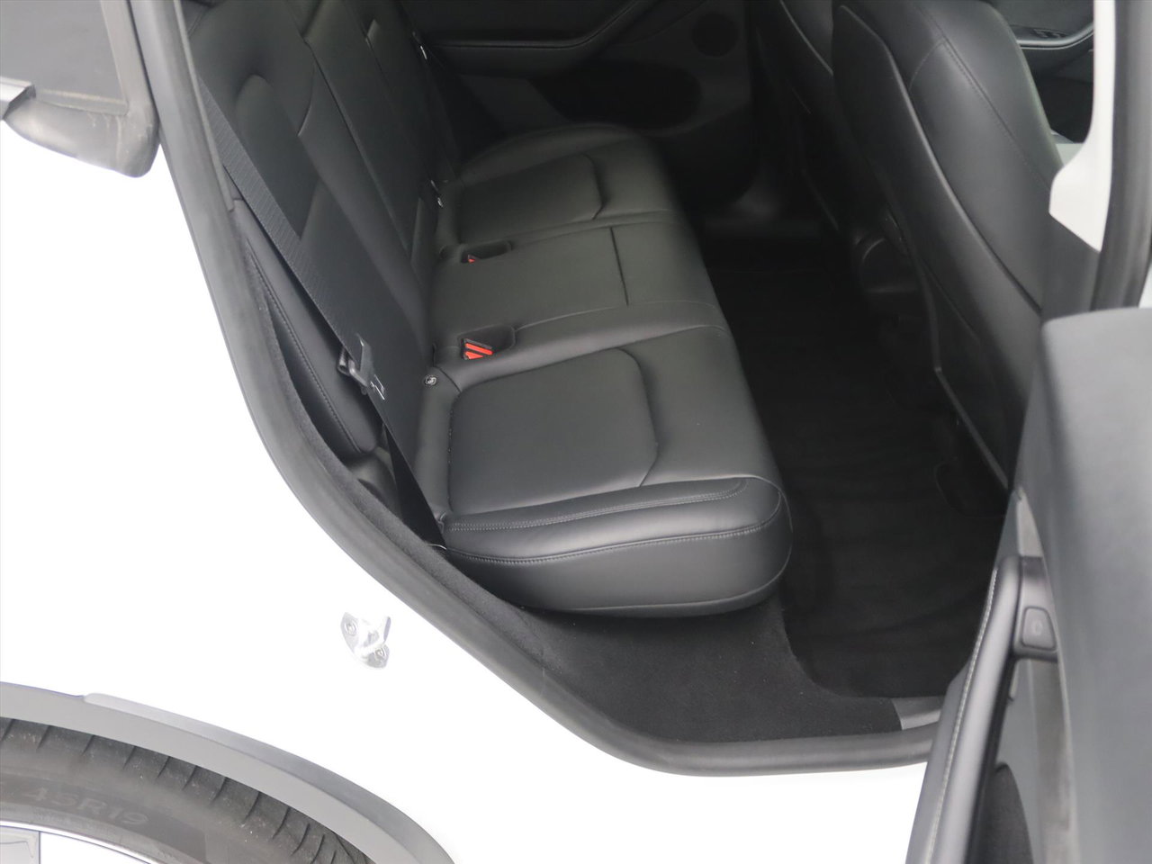 Tesla Model Y Long Range AWD 75kWh 351pk 94,5% SoH [ TREKHAAK+AMD RYZEN+AUTOPILOT+19 INCH+PREMIUM AUDIO ] 15