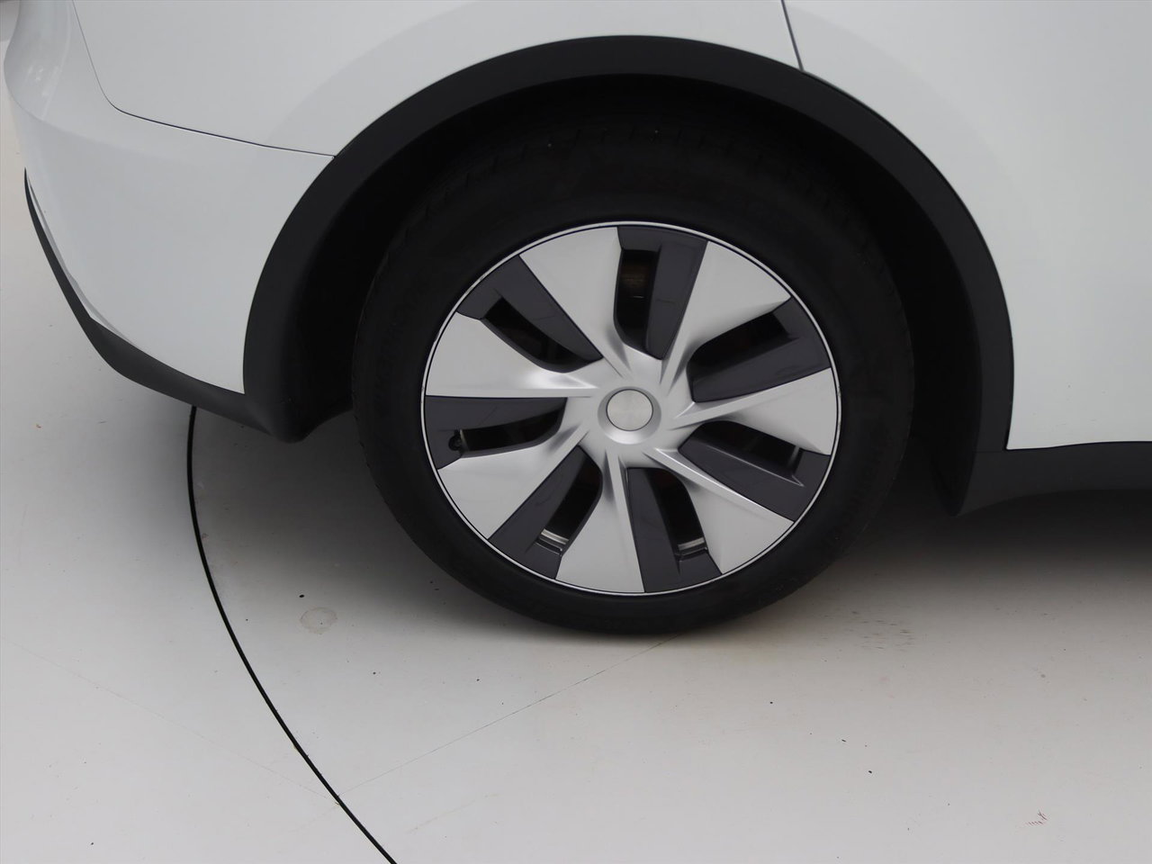 Tesla Model Y Long Range AWD 75kWh 351pk 94,5% SoH [ TREKHAAK+AMD RYZEN+AUTOPILOT+19 INCH+PREMIUM AUDIO ] 12