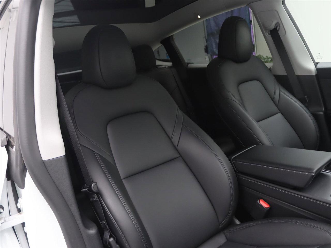 Tesla Model Y Long Range AWD 75kWh 351pk 94,5% SoH [ TREKHAAK+AMD RYZEN+AUTOPILOT+19 INCH+PREMIUM AUDIO ] 20