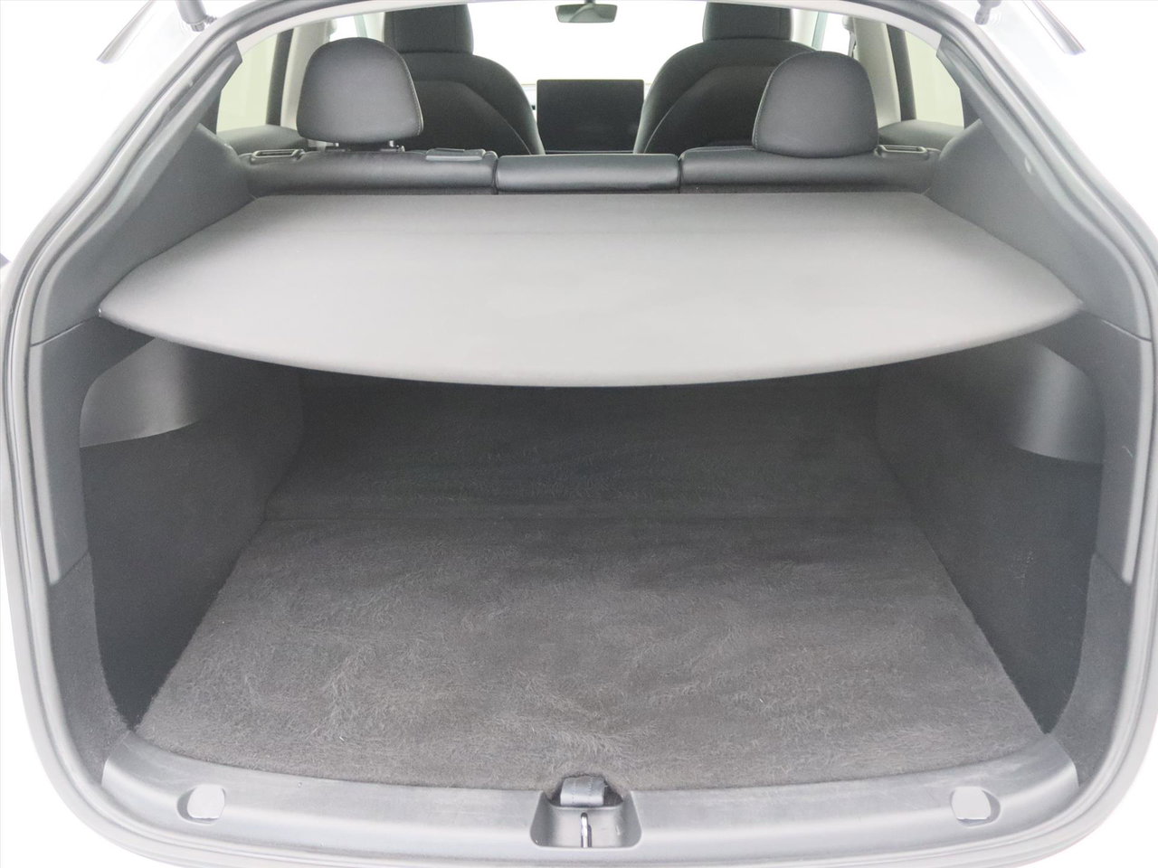 Tesla Model Y Long Range AWD 75kWh 351pk 93,5% SoH [ TREKHAAK+AMD RYZEN+AUTOPILOT+19 INCH+PREMIUM AUDIO ] 11