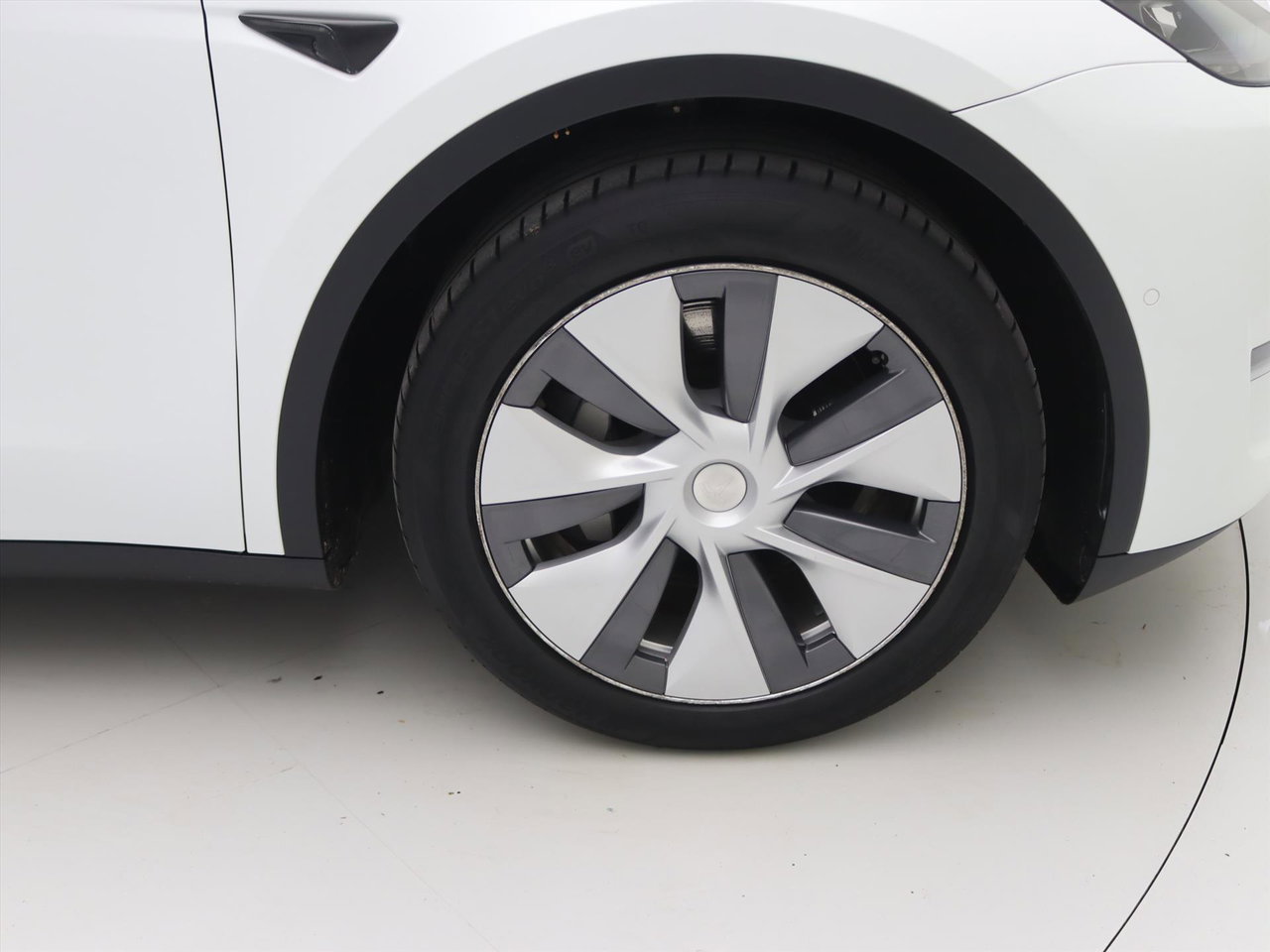 Tesla Model Y Long Range AWD 75kWh 351pk 93,5% SoH [ TREKHAAK+AMD RYZEN+AUTOPILOT+19 INCH+PREMIUM AUDIO ] 14