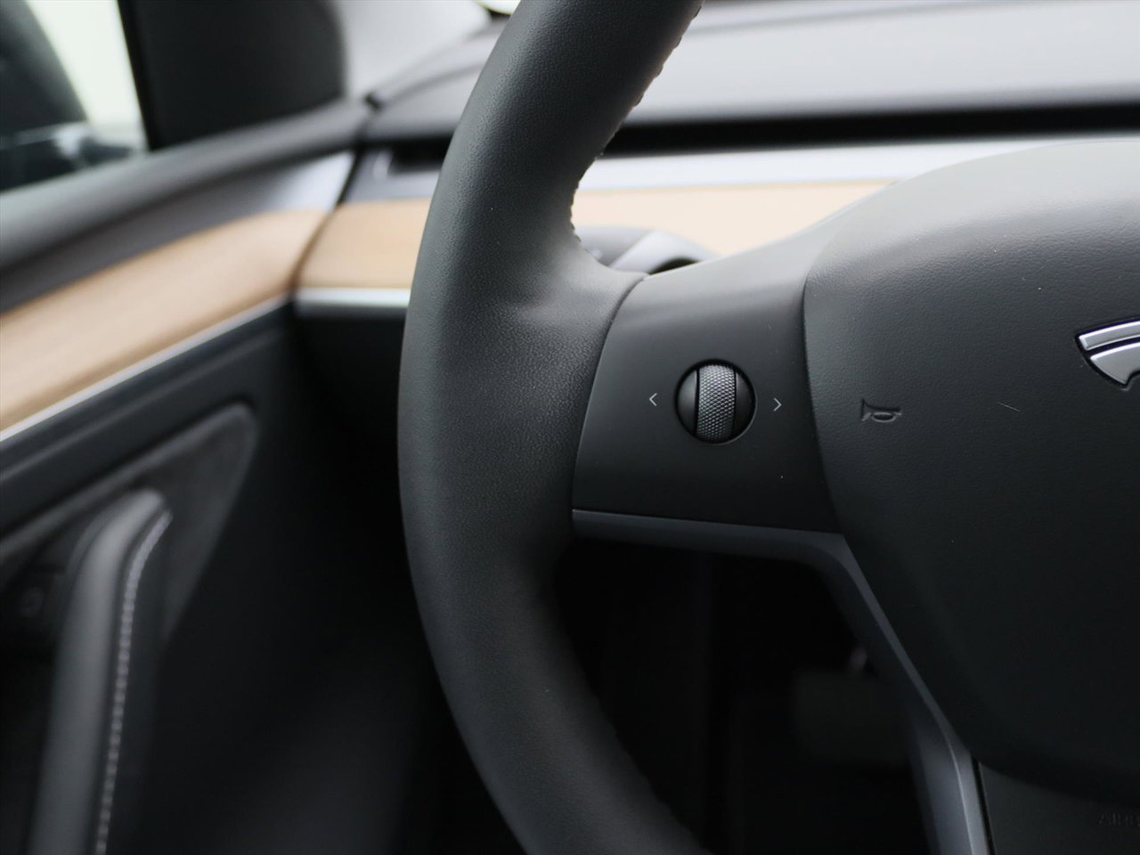 Tesla Model Y Long Range AWD 75kWh 351pk 94.4% SoH [ AMD RYZEN+AUTOPILOT+19 INCH+PREMIUM AUDIO ] 28