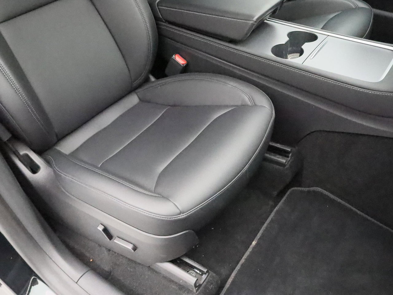 Tesla Model Y Long Range AWD 75kWh 351pk 95.1% SoH [ AMD RYZEN+AUTOPILOT+19 INCH+PREMIUM AUDIO ] 13