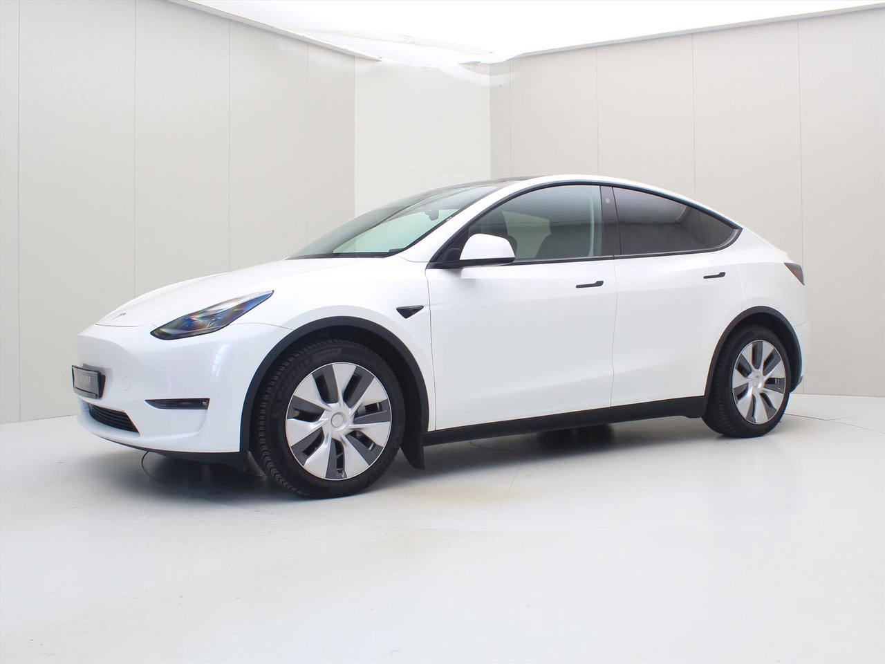 Tesla Model Y Long Range AWD 75kWh 351pk 94.2% SoH [ AMD RYZEN+AUTOPILOT+19 INCH+PREMIUM AUDIO ] 9