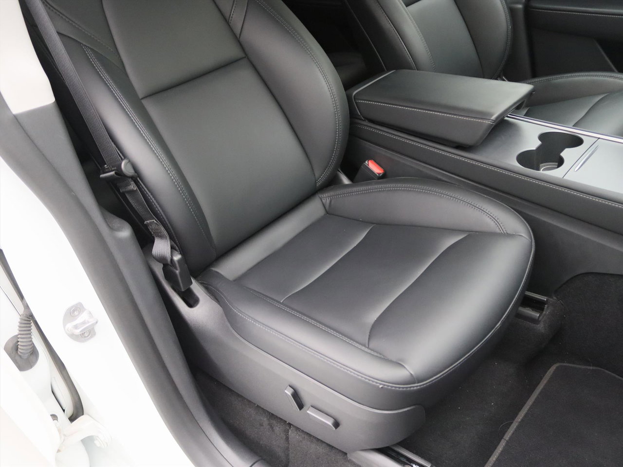 Tesla Model Y Long Range AWD 75kWh 351pk 93.8% SoH [ AMD RYZEN+AUTOPILOT+19 INCH+PREMIUM AUDIO ] 20