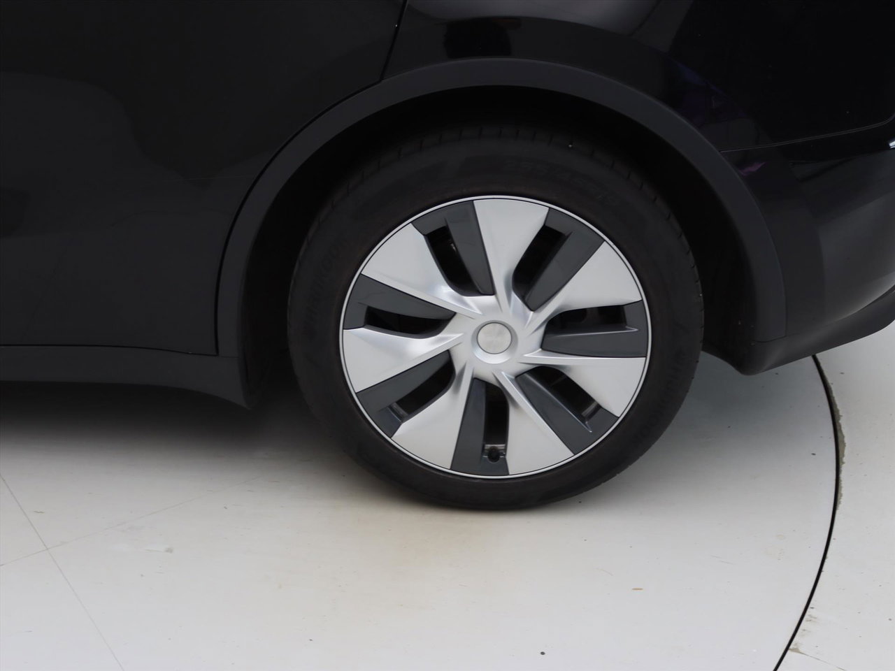 Tesla Model Y Long Range AWD 75kWh 351pk 93.5% SoH [ AMD RYZEN+AUTOPILOT+19 INCH+PREMIUM AUDIO ] 11