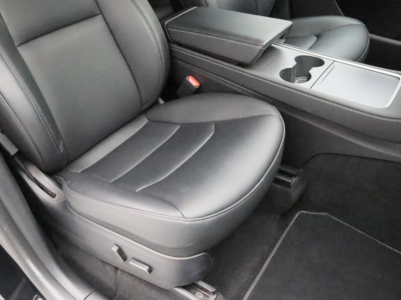 Tesla Model Y Standard RWD Plus 299pk 95.1% SoH [ AMD RYZEN+LFP+AUTOPILOT+19 INCH+PREMIUM AUDIO ] 13