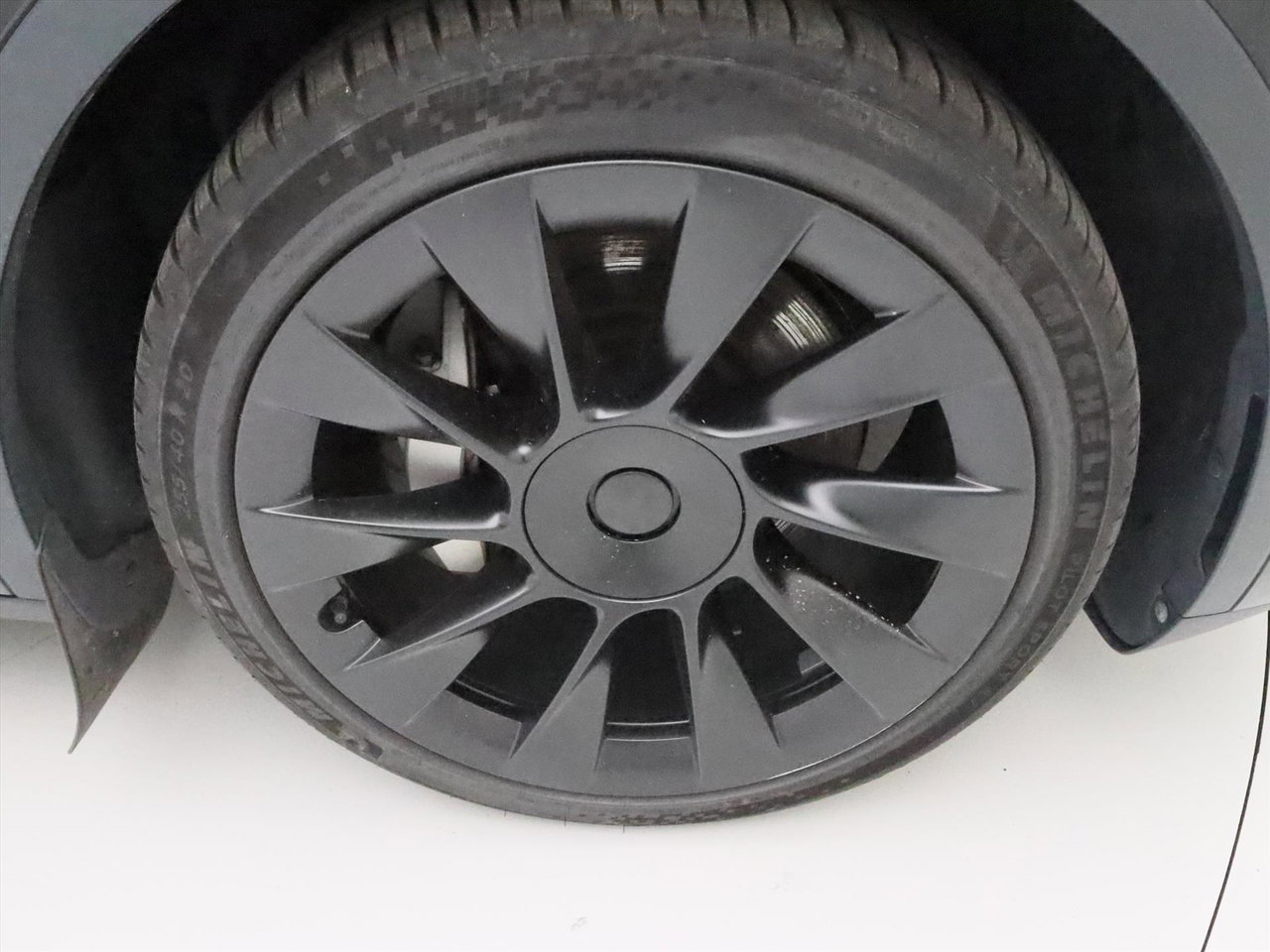 Tesla Model Y Long Range AWD 75kWh 351pk 92.9% SoH [ WIT LEDER+TREKHAAK+AMD RYZEN+AUTOPILOT+19 INCH ] 16