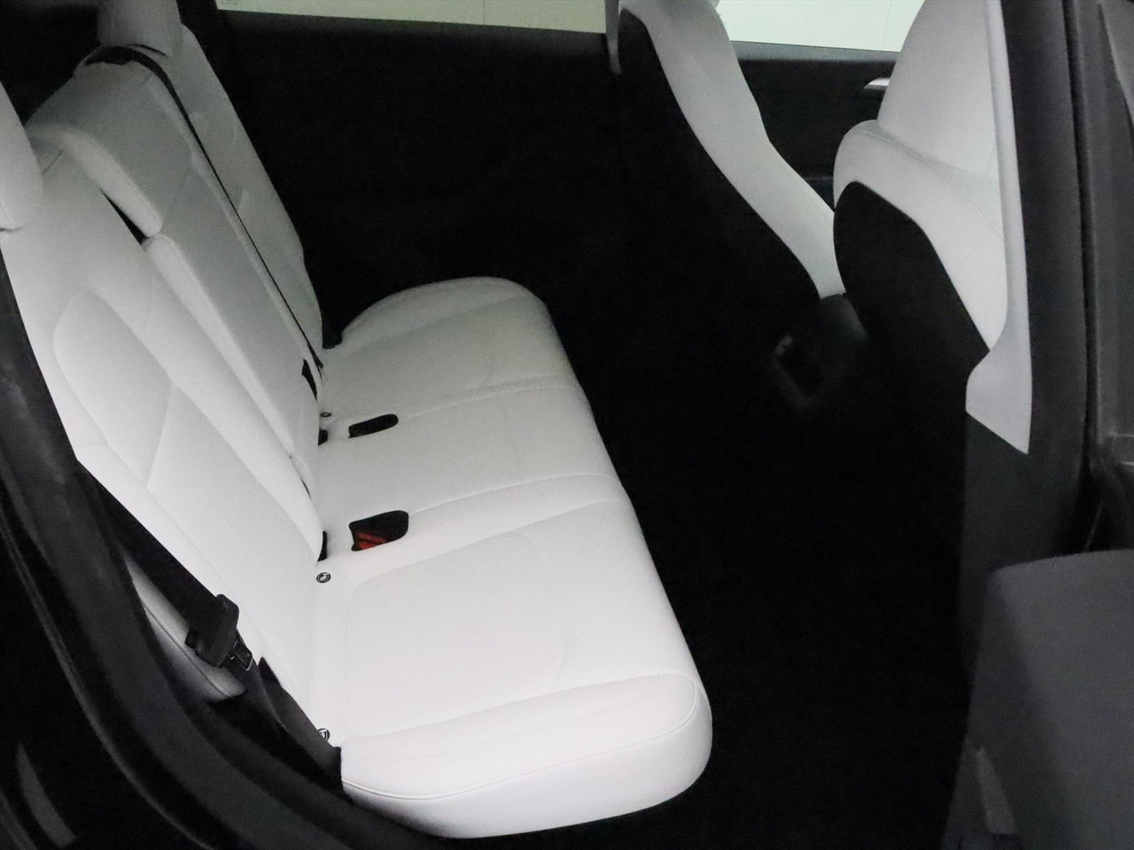 Tesla Model Y Long Range AWD 75kWh 351pk 92.9% SoH [ WIT LEDER+TREKHAAK+AMD RYZEN+AUTOPILOT+19 INCH ] 11