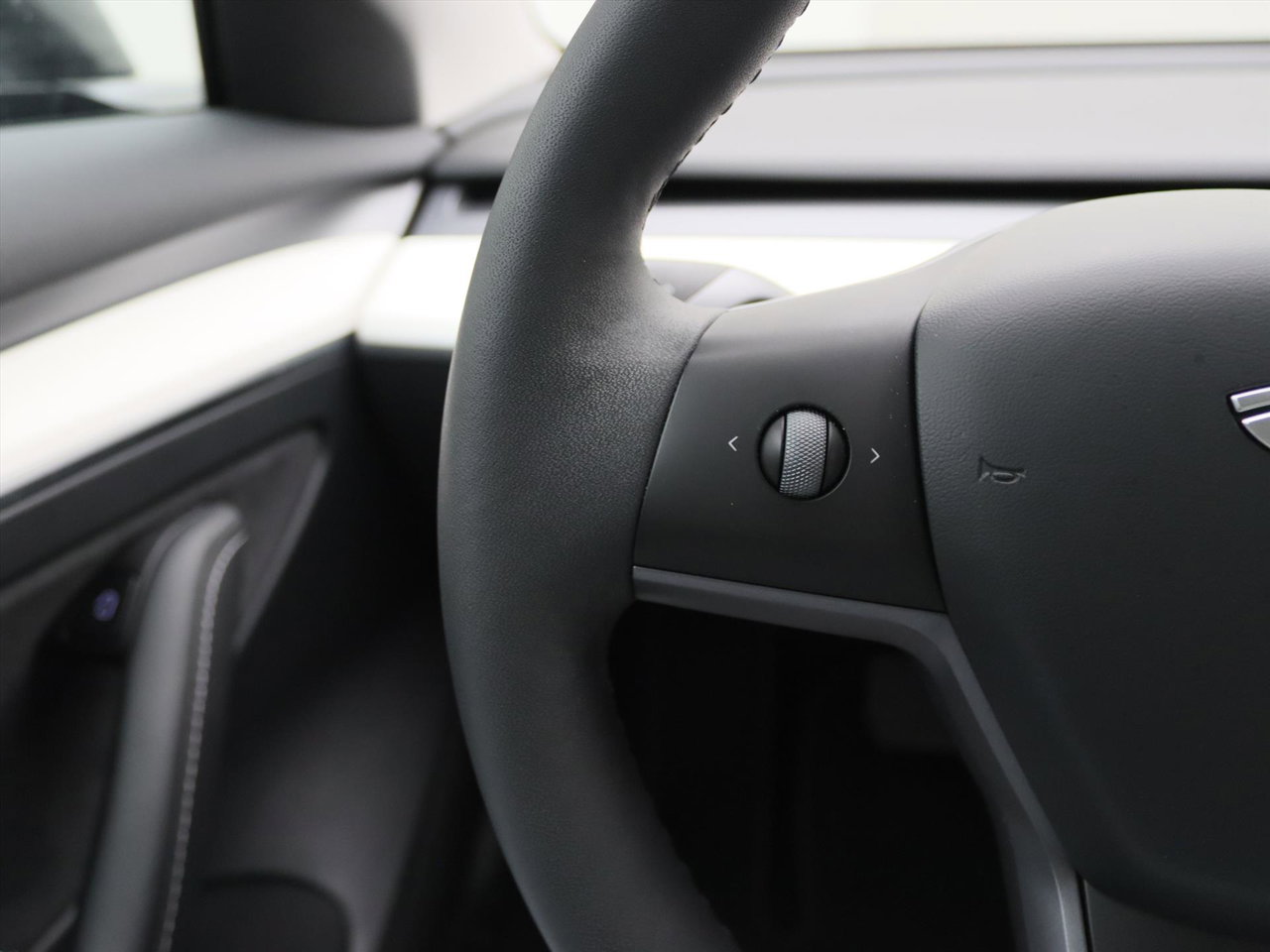 Tesla Model 3 Standard RWD Plus 92.9% SoH FACELIFT [ FSD+WIT LEDER+AMD RYZEN+LFP+WARMTEPOMP ] 28